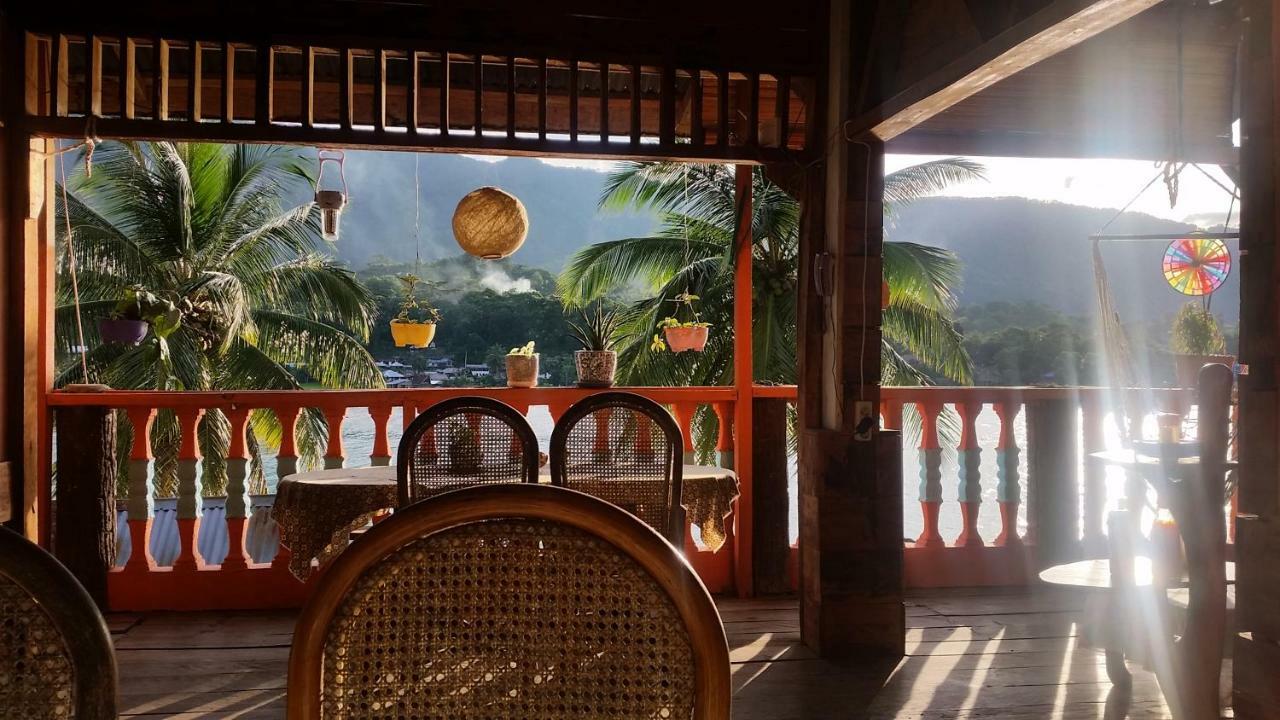 Sibayak Guesthouse ตุกตุก ภายนอก รูปภาพ