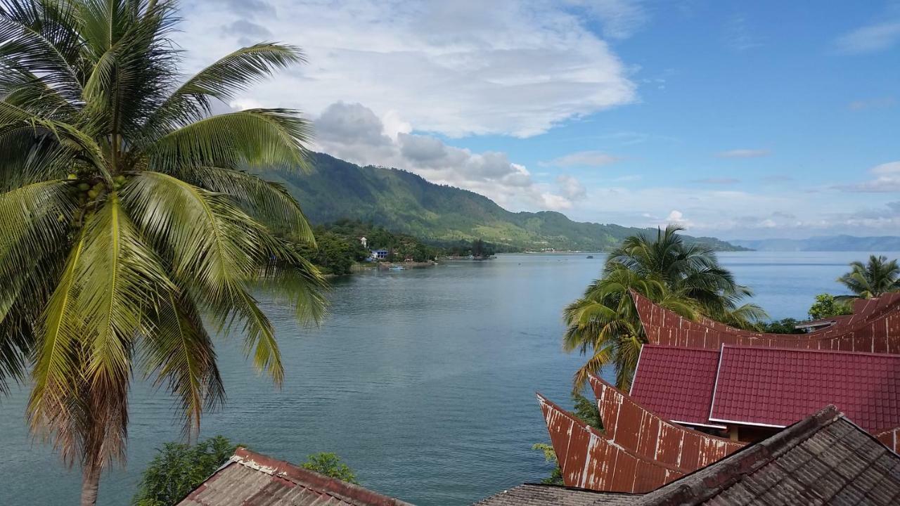 Sibayak Guesthouse ตุกตุก ภายนอก รูปภาพ